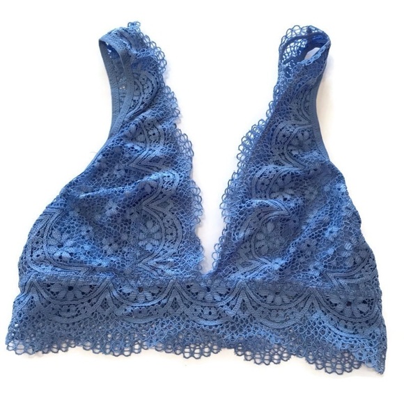 VICTORIAS SECRET Sky Dusty Blue Lace Crochet Triangle Bralette No Padding Small - Picture 2 of 10